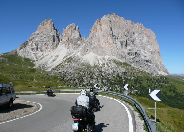 Fantastic roads in the Dolomites with white rose tours